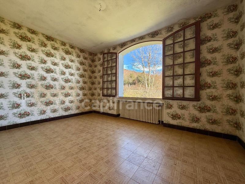 Maison - 185 m² - 6 pièces