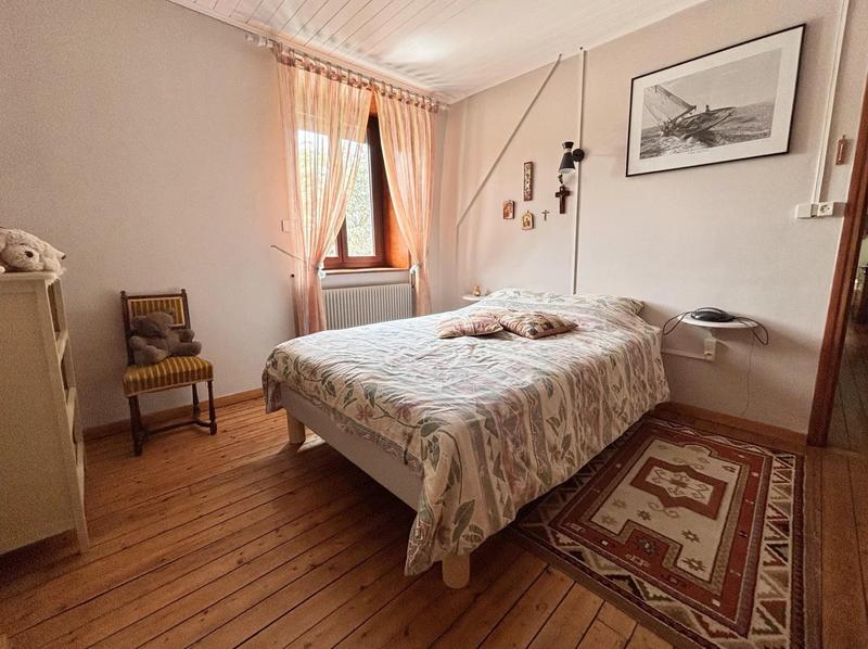 Maison traditionnelle - 209 m² - 8 pièces