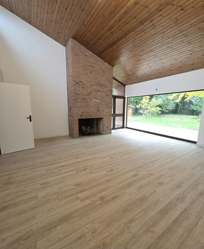 Maison - 180 m² - 8 pièces