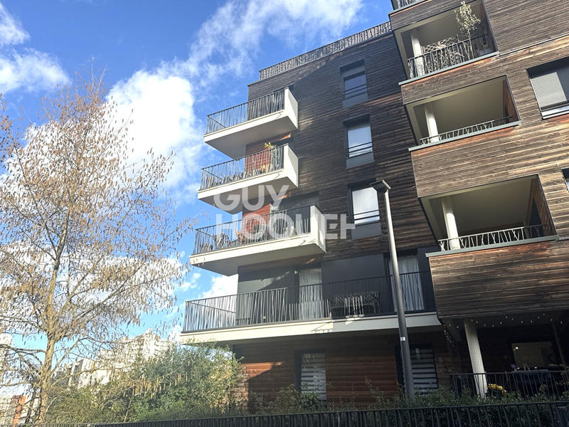 Appartement - 89 m² - 4 pièces