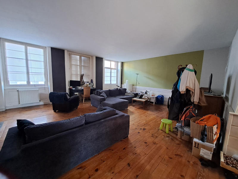 Appartement - 153 m² - 5 pièces