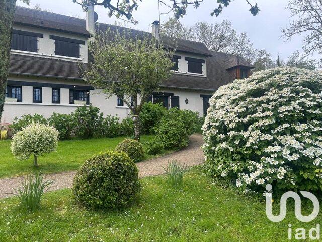 Maison - 212 m² - 7 pièces