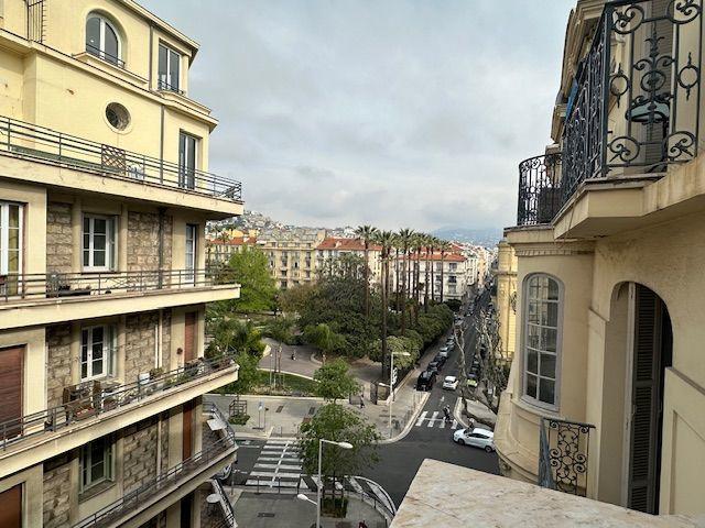 Appartement - 94 m² - 3 pièces