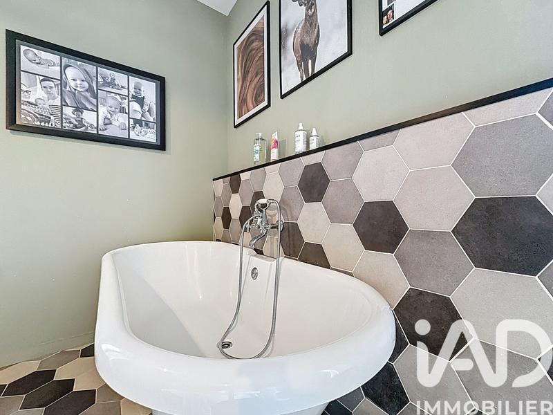 Maison - 197 m² - 6 pièces