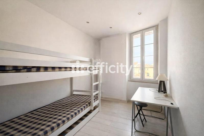 Appartement - 47 m² - 3 pièces