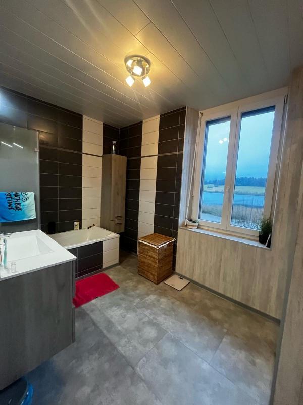 Appartement - 155 m² - 6 pièces