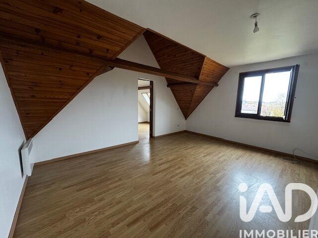 Maison - 205 m² - 8 pièces