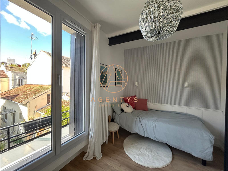 Maison - 110 m² - 5 pièces