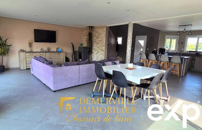 Maison - 169 m² - 6 pièces