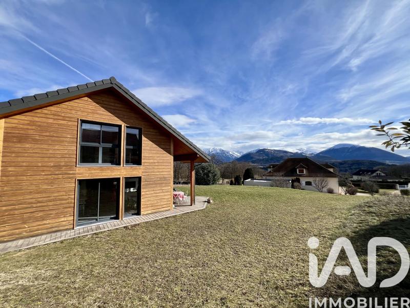 Châlet - 144 m² - 5 pièces