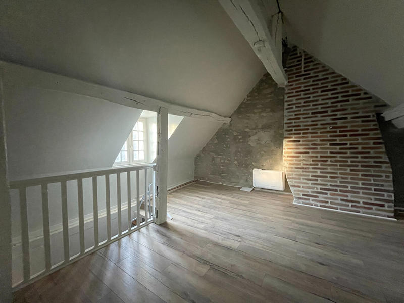 Maison - 237 m² - 7 pièces