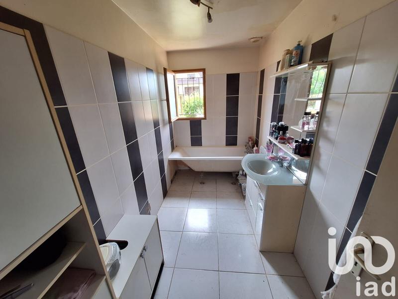 Maison - 97 m² - 6 pièces