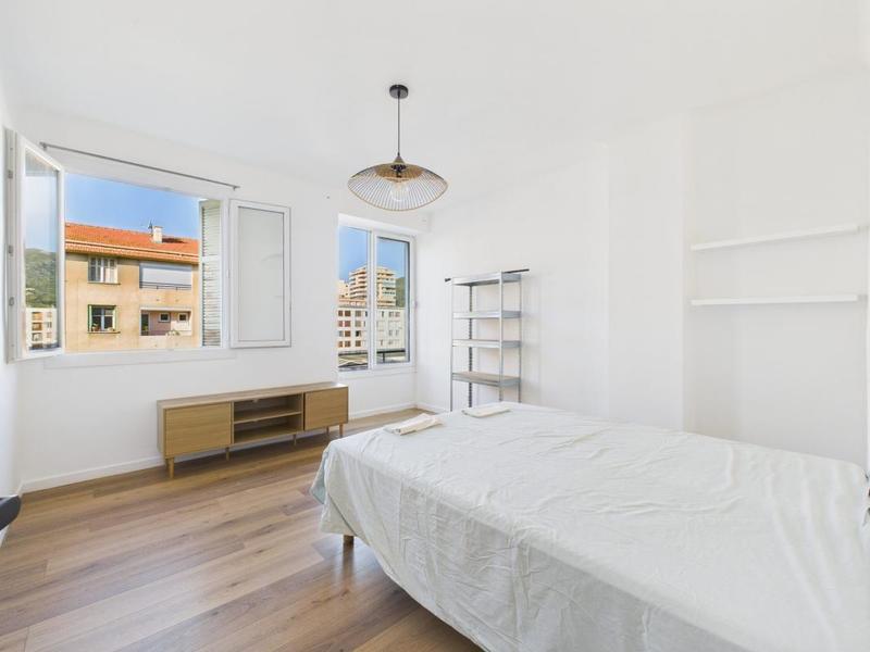 Appartement - 82 m² - 4 pièces