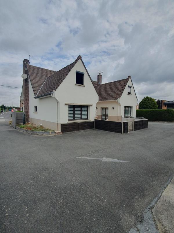 Maison - 141 m² - 6 pièces