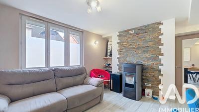 Maison - 95 m² - 4 pièces