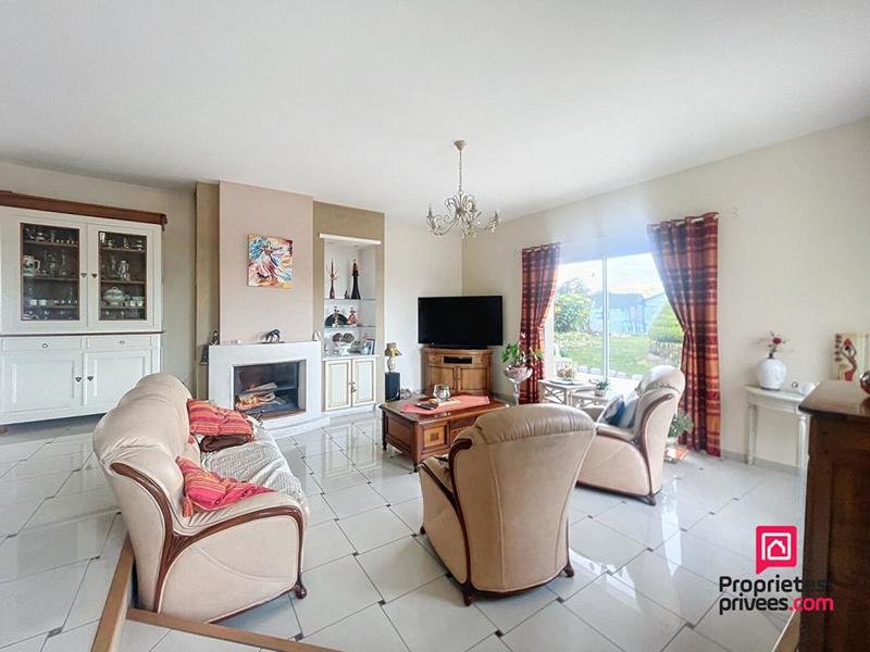 Maison - 230 m² - 7 pièces