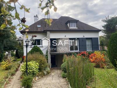 Maison - 145 m² - 7 pièces