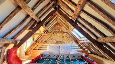 Demeure - 240 m² - 9 pièces