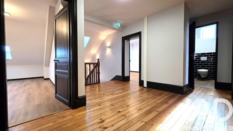 Maison de maîtres - 269 m² - 22 pièces