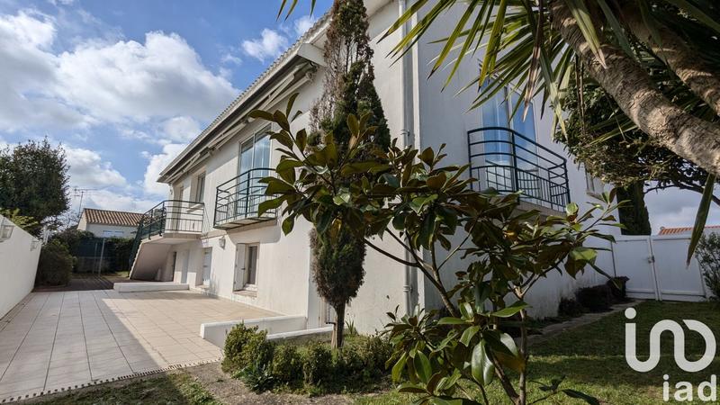 Maison - 176 m² - 7 pièces