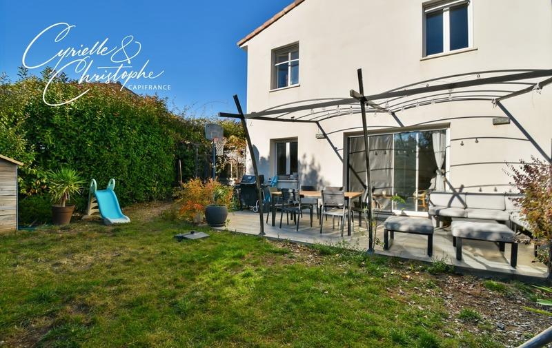 Maison - 86 m² - 4 pièces