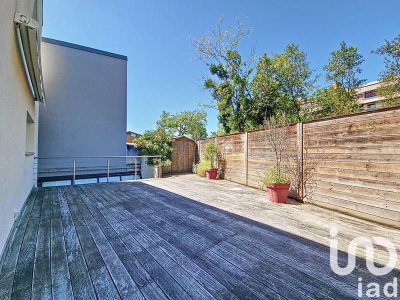 Maison - 200 m² - 7 pièces