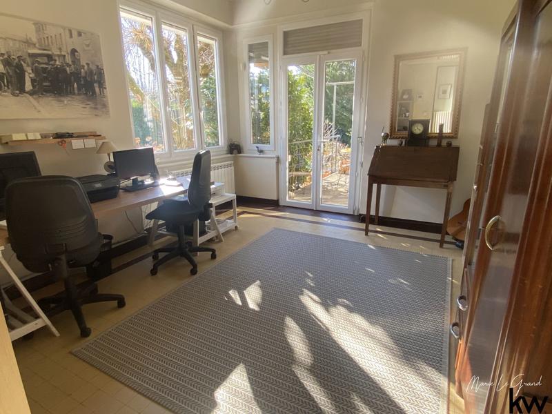 Maison - 169 m² - 7 pièces