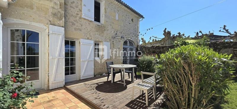 Maison en pierre - 225 m² - 6 pièces
