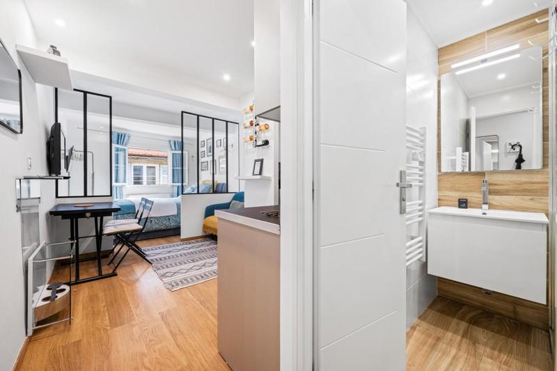 Studio - 21 m² - 1 pièce