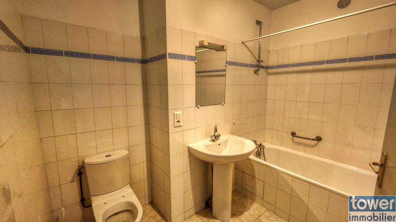 Maison de village - 221 m² - 7 pièces