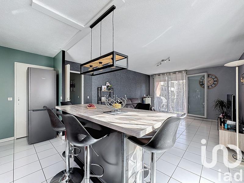 Appartement - 80 m² - 4 pièces