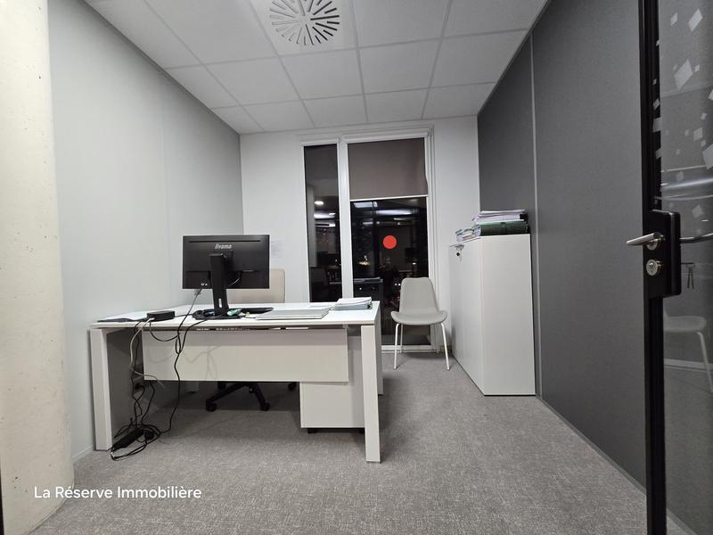 Bureau - 253 m²
