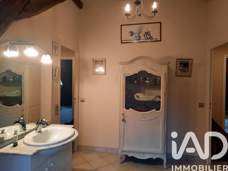 Maison - 190 m² - 7 pièces