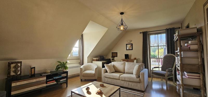 Pavillon - 197 m² - 8 pièces