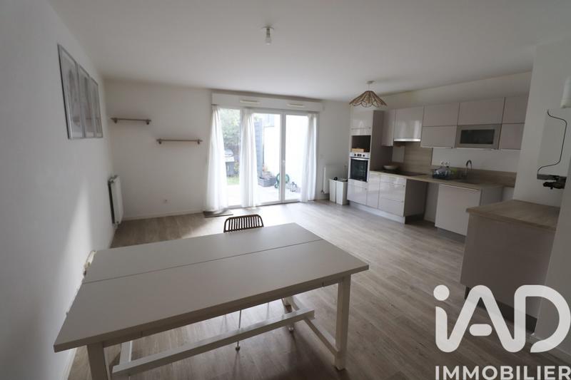 Appartement - 80 m² - 4 pièces