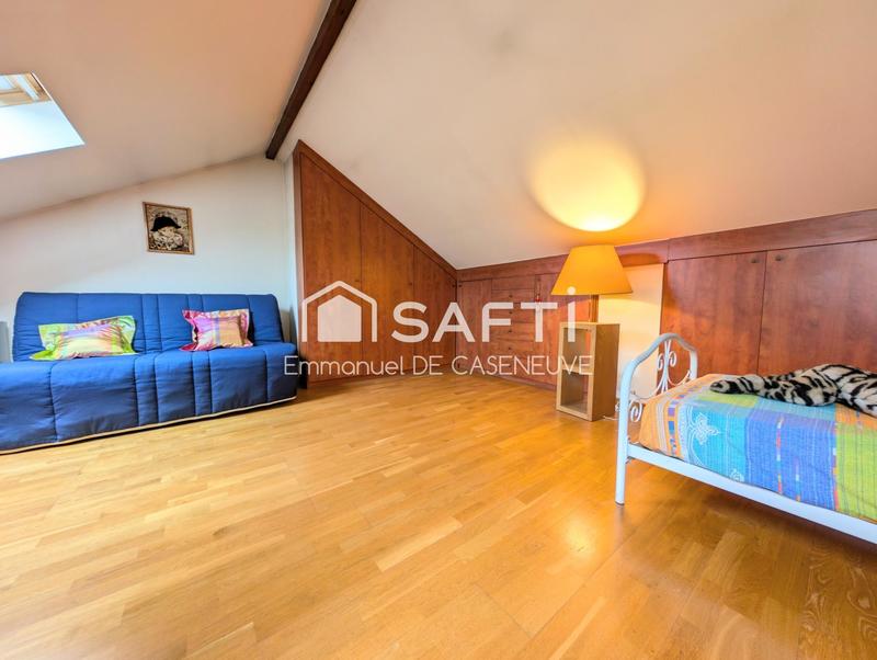 Appartement - 160 m² - 5 pièces