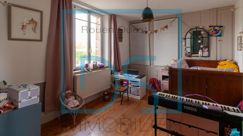 Maison - 202 m² - 8 pièces