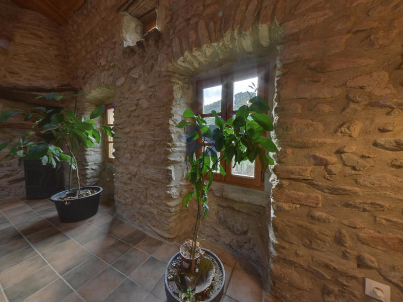 Propriété - 165 m² - 6 pièces