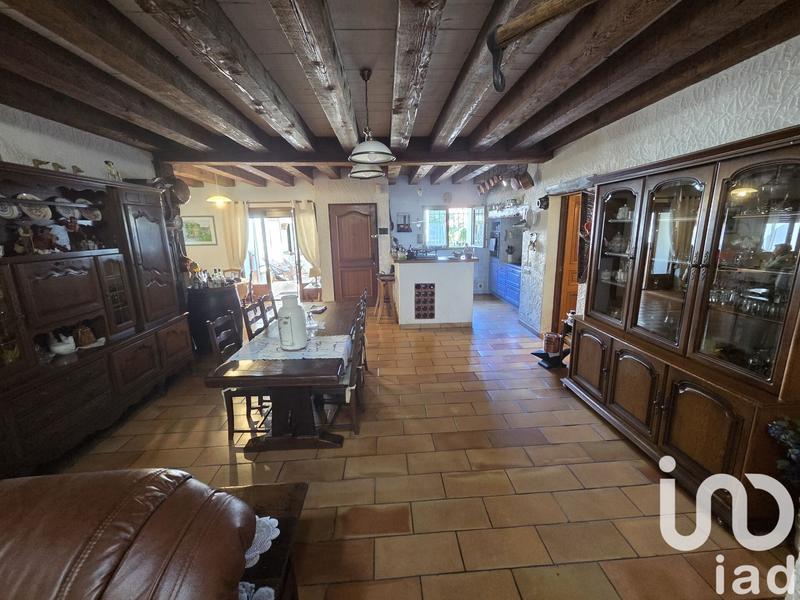 Maison - 204 m² - 7 pièces