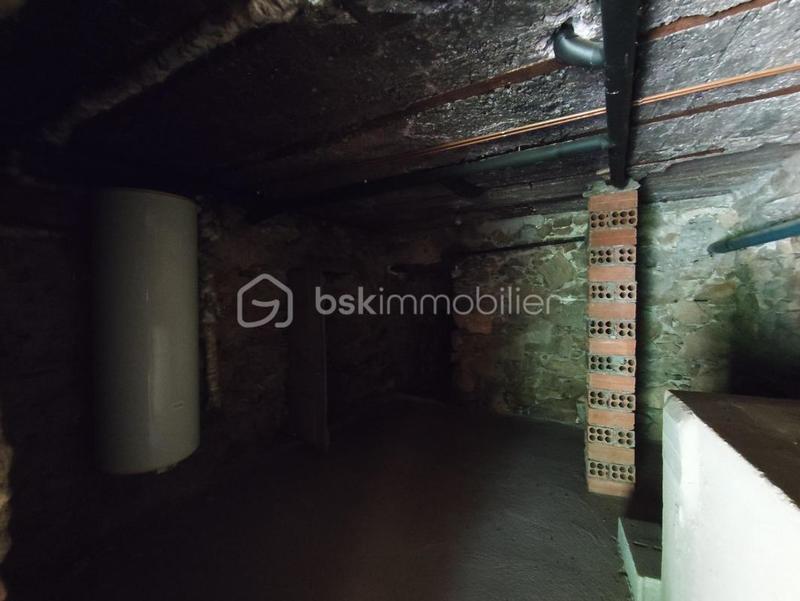 Maison de village - 167 m² - 10 pièces