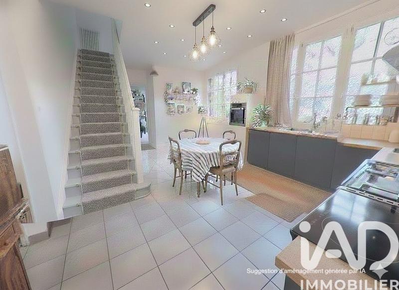 Maison - 148 m² - 8 pièces