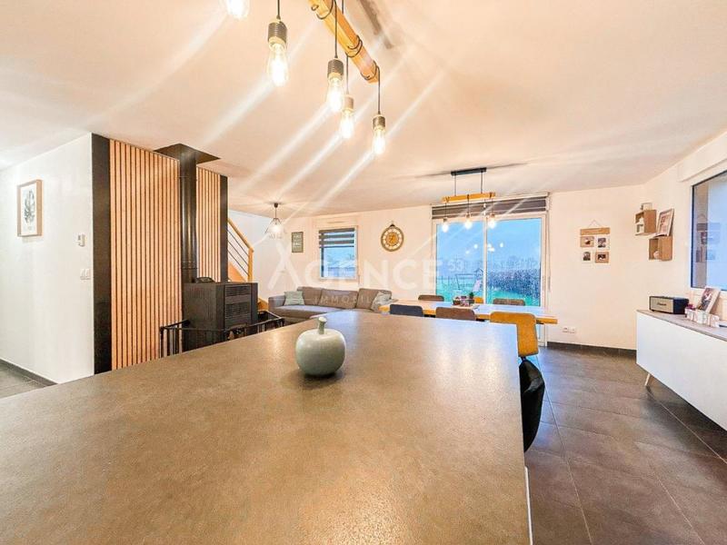 Maison - 120 m² - 5 pièces