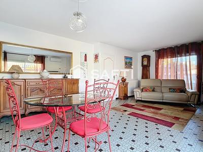 Maison - 99 m² - 4 pièces