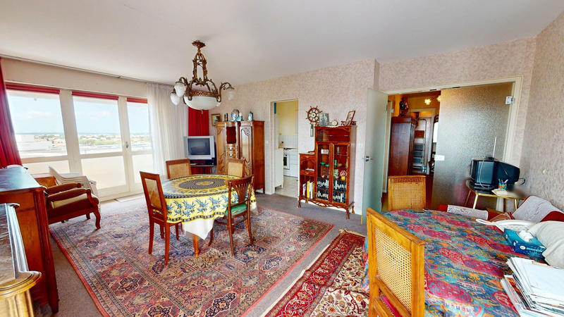 Appartement - 90 m² - 4 pièces