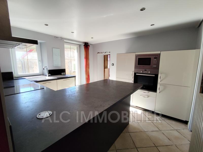 Maison - 140 m² - 6 pièces
