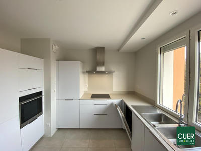 Appartement - 171 m² - 6 pièces