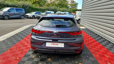 Renault Mégane IV Berline tce 140 edc fap - 21n business