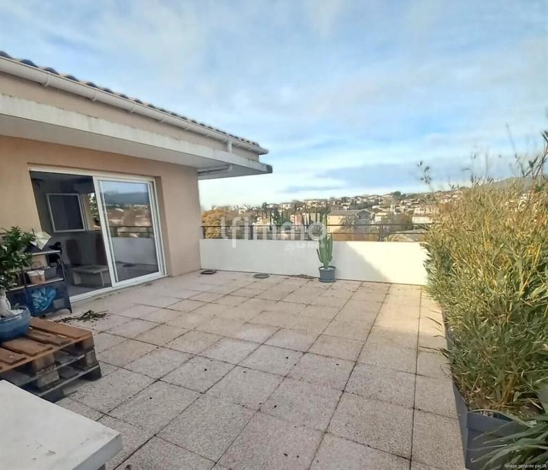 Appartement - 59 m² - 3 pièces