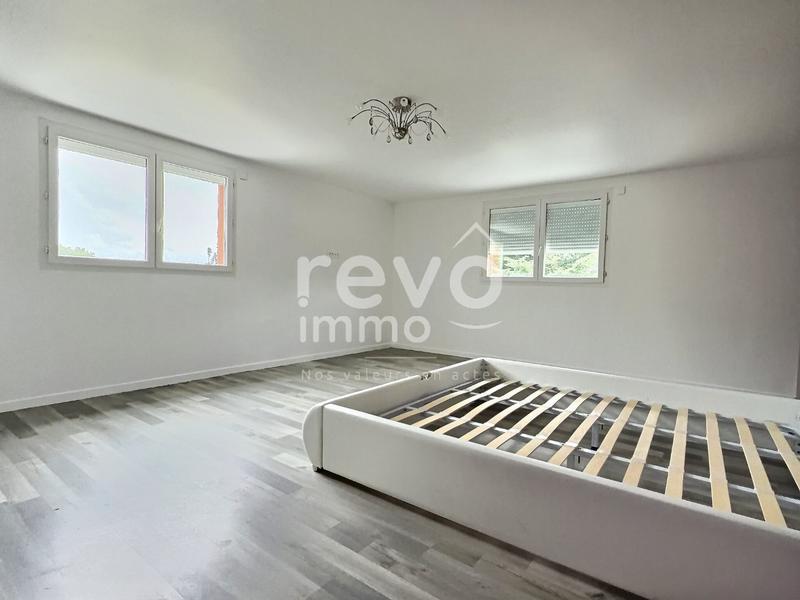 Maison - 175 m² - 5 pièces