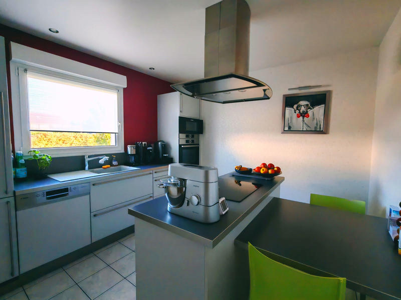 Maison - 89 m² - 5 pièces